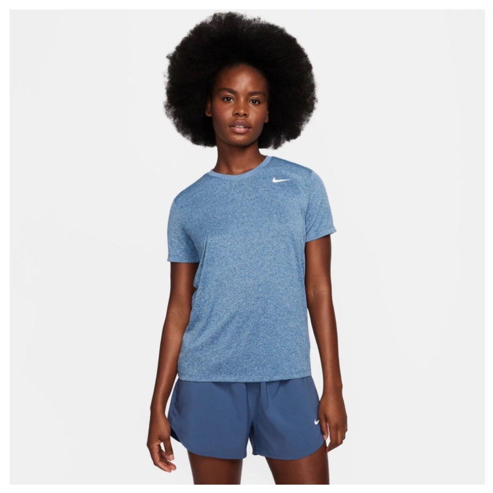 Nike XL Women’s Dri-FIT Legend T-Shirt, Dark Blue